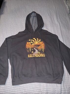 Billabong women’s Charcoal Crewneck Hoodie with Desert Graphic